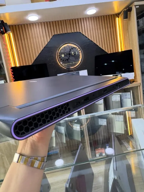 ALINWARE M15 R6 I7-11800H 16GB/512GB NVIDIA RTX 3070 8GB