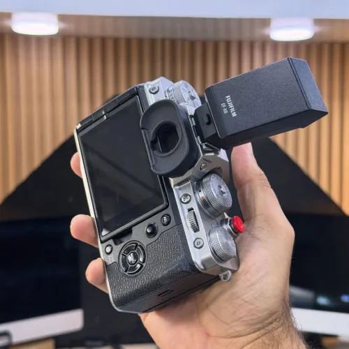 Fujifilm X-T4 boitier nu en excellent état