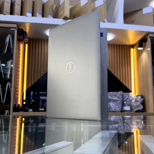 DELL LATITUDE 5550