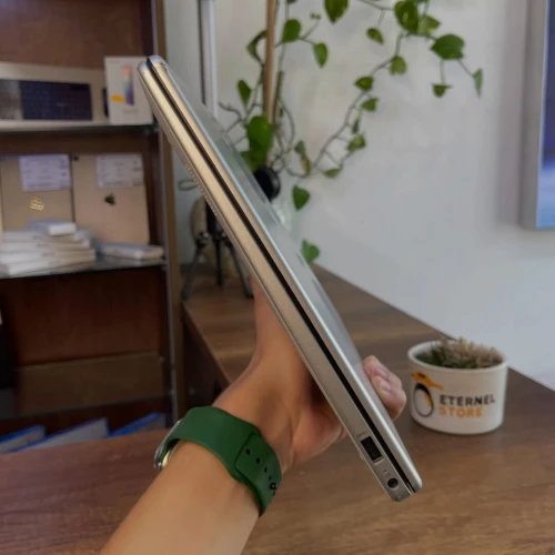 HP LAPTOP 15 AMD RYZEN 5-5825U 16GB/512GB