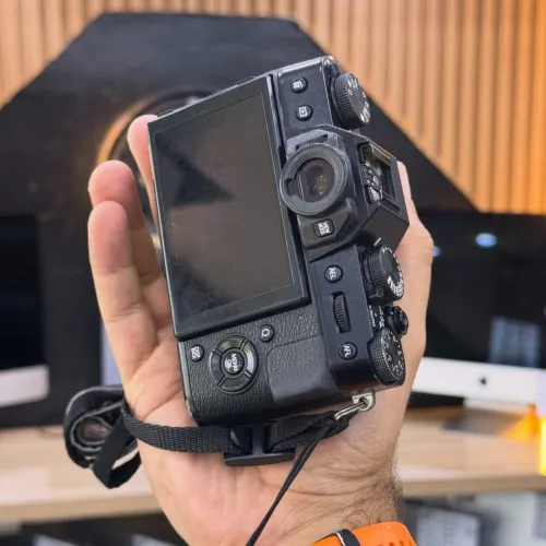 Fujifilm X-T20 avec 15-45mm en excellent état batterie et chargeur