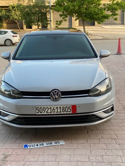Volkswagen Golf 7 2018 Carat