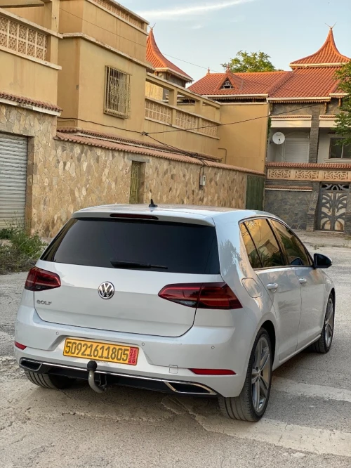 Volkswagen Golf 7 2018 Carat