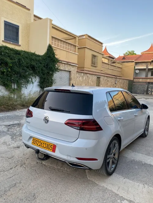 Volkswagen Golf 7 2018 Carat