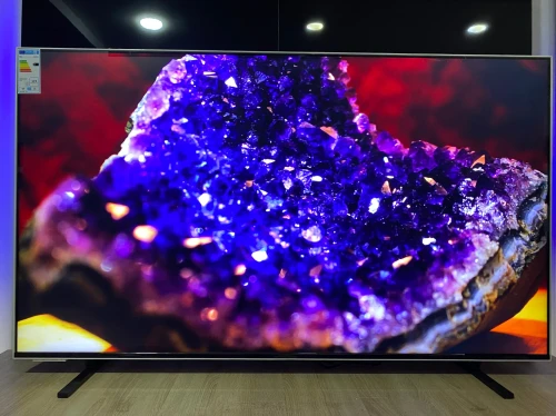 IRIS 55"Z8030 WALLPAPER TV QLED+ 4K UHD GOOGLE TV