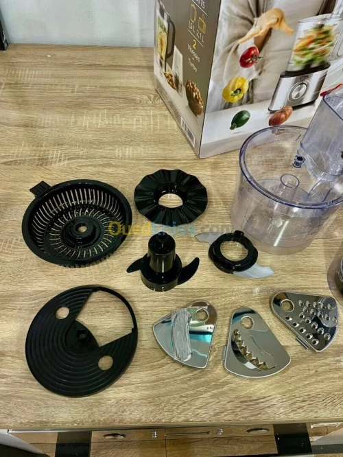 IRIS ROBOT MULTIFONCTIONS IPE-RM24-100N 2.4L 1.5L 1000W