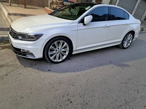 Volkswagen Passat 2016 R Line
