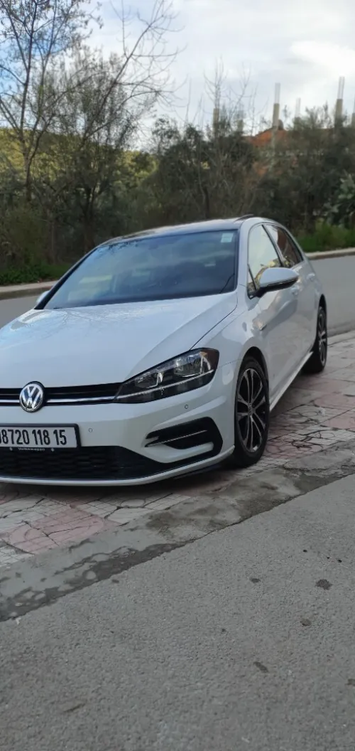 Volkswagen Golf 7 2018 R-Line