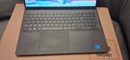 dell i3 12 eme genration ecran ips 1080p 120hz