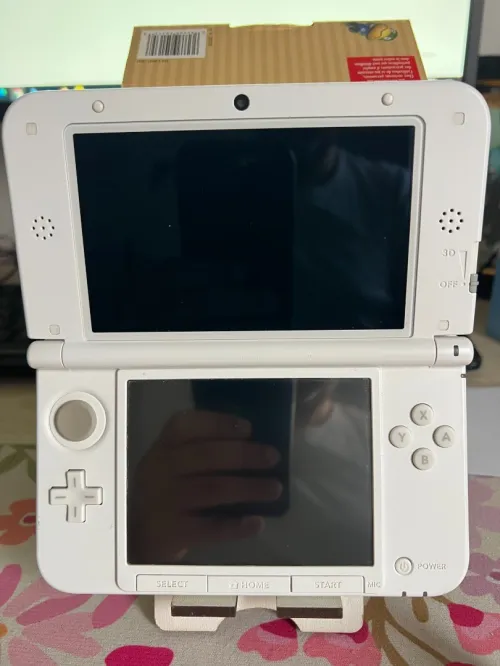 Nintendo 3DS XL Edition Animal Crossing en boite + Flash