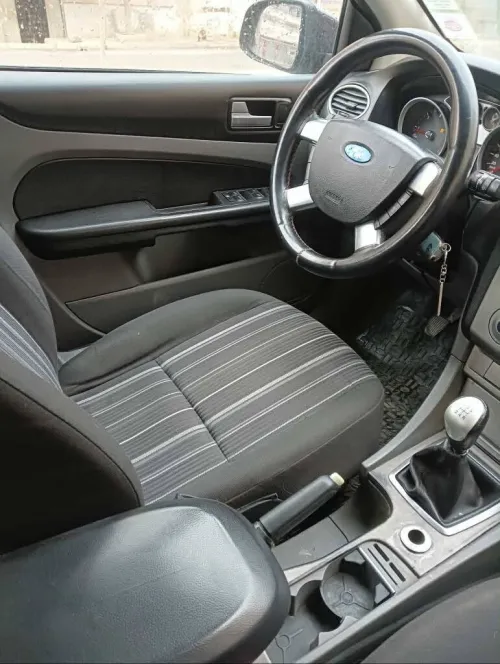 Ford Focus 4 portes 2009 Focus 4 portes