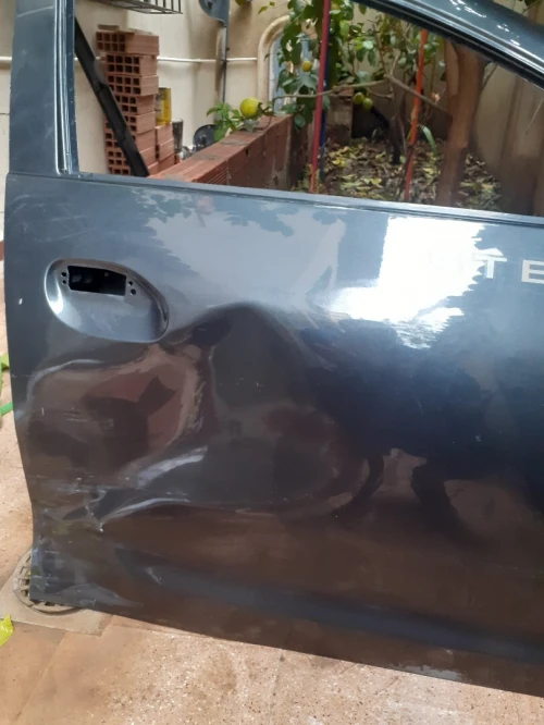 Porte avant arrière droite,elargisseur bavolet,bas de caisse,garde boue dacia sandero step way 2019