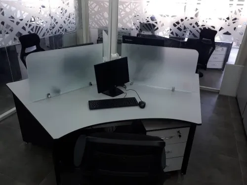 Mobilier de bureau professionnel 