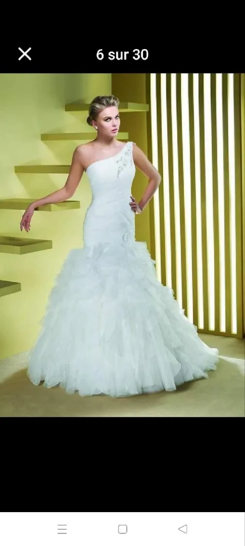 ROBE BLANCHE en destockage 
