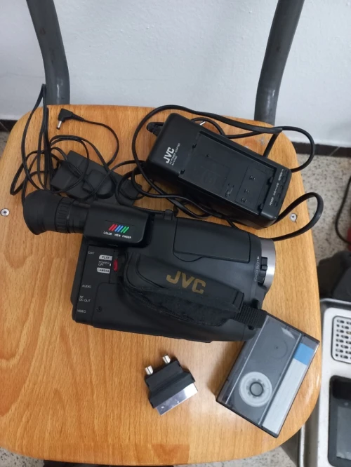 Caméscope Analogique JVC