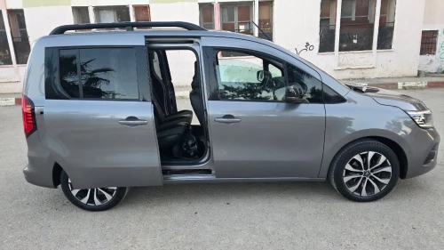 Renault Kangoo 2023 idition