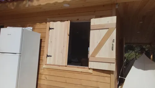 Construction des chalets et bungalow et Kiosque en bois 