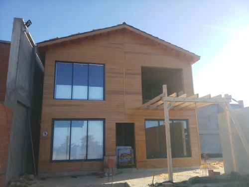 Construction des chalets et bungalow et Kiosque en bois 