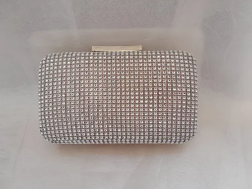 Pochette soirè argent  بوشات سواغي اغجو