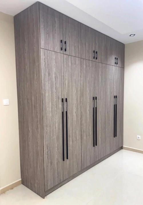 Dressing armoire placard sur mesure moderne