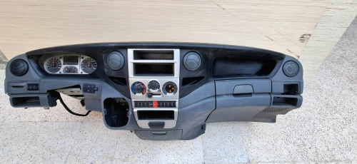 Tableau de bord iveco 35c15