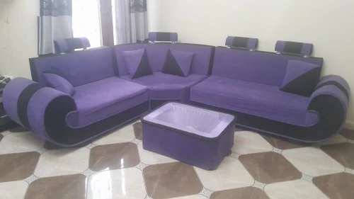 Salon avec table tv