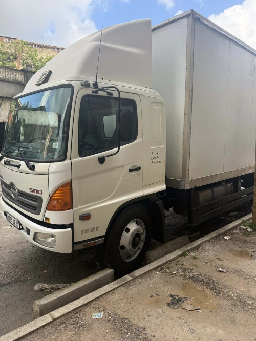 Hino 1521 2016