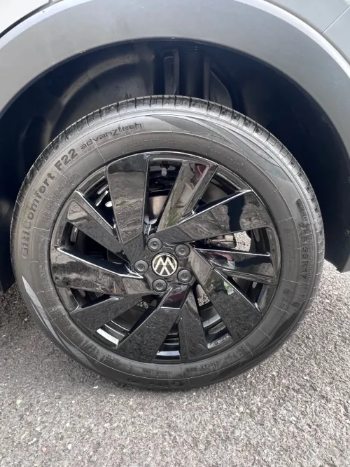 Volkswagen Tharu  2026 Xr