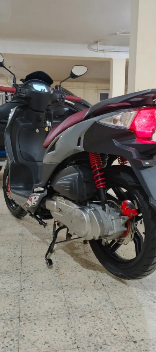 Sym Sr 2025