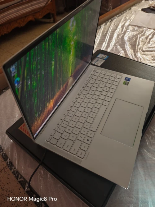 Honor magicbook pro 16 édition hunter