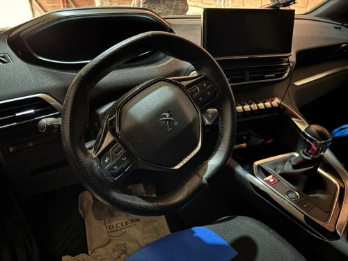 Peugeot 3008 2023 Active Pack
