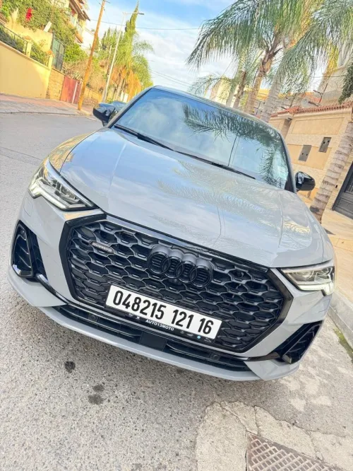 Audi Q3 2021 black black