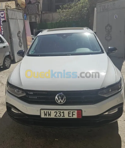 Volkswagen Passat 2022 Aultrak