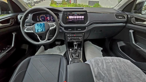 Volkswagen Tharu 2026 XR