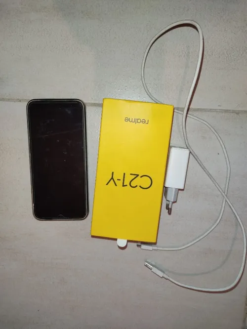 Realme C21-Y