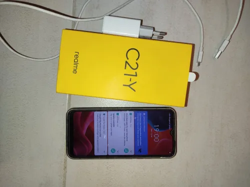Realme C21-Y
