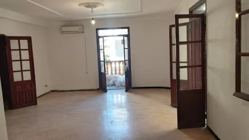 Location Appartement Niveau de villa F4 Alger Draria