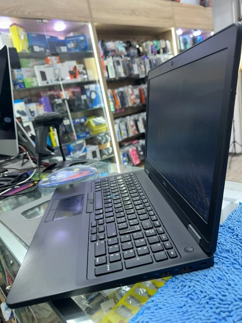 Dell latitude e5570 i5