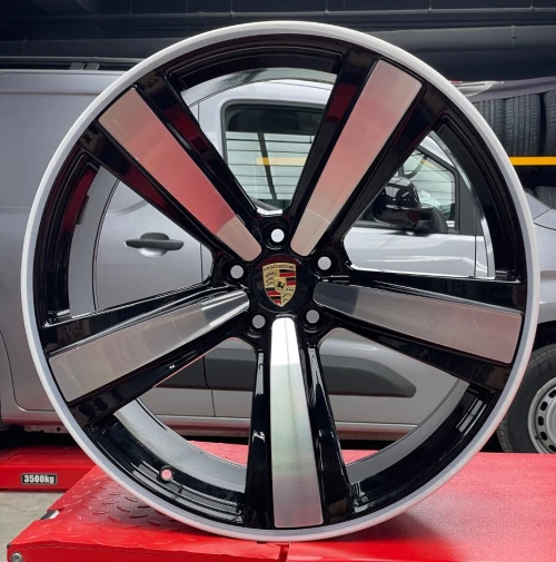 Porshe macan T jante