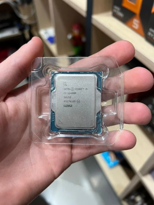 CPU INTEL CORE I5 12400F TRAY ( 2.5 GHz / 4.4 GHz / 6 Cores / 12 Threads / 18 MB Cache ) ( CONFIGURATION UNIQUEMENT )