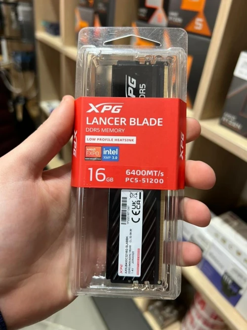 RAM ADATA XPG LANCER 16GB 6400MHZ CL32 ( CONFIGURATION UNIQUEMENT )