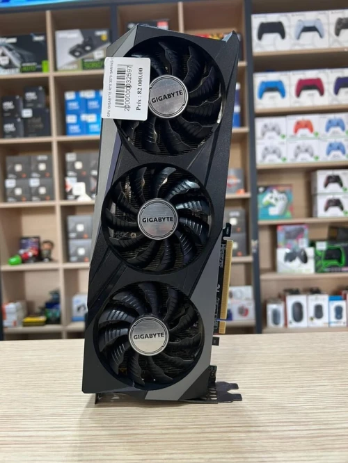 GPU GIGABYTE RTX 3070 GAMING OC 8GB ( USED LIKE NEW )