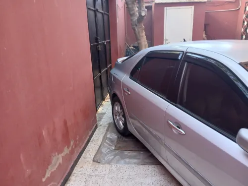 Renault Laguna 2 2002 Initiale paris