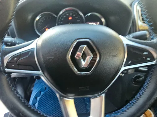 Renault Symbol 2019 Whaite editoon