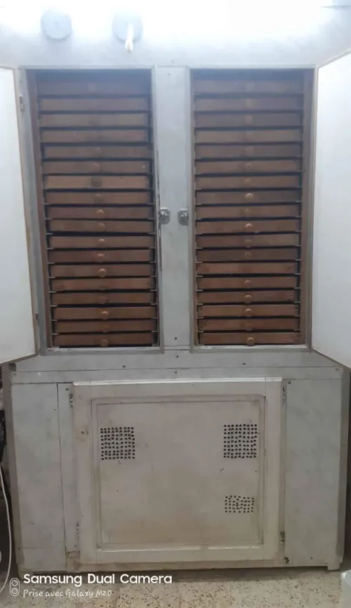  Séchoir a pates مجفف العجائن الغذائية