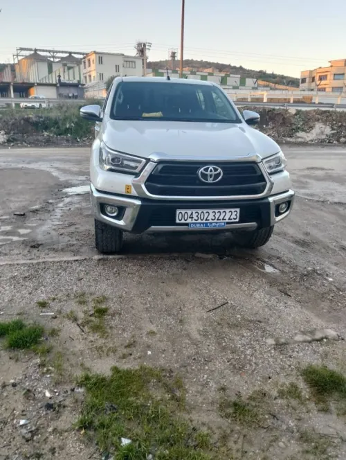 Toyota Hilux 2022 Revo oman 4*4