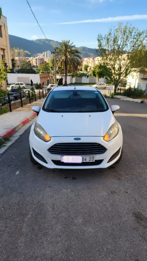 Ford Fiesta 2014 Trend Look