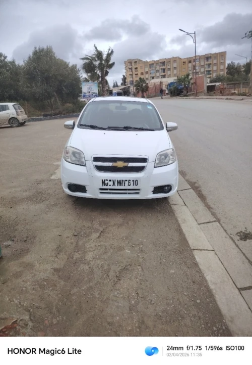Chevrolet Aveo 4 portes 2013 alt+