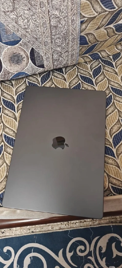 Mac book m4 pro 16-inch