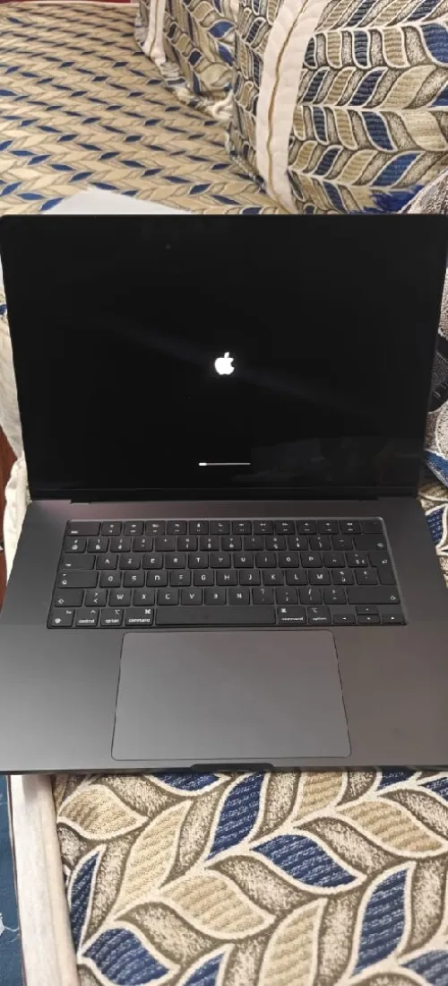 Mac book m4 pro 16-inch